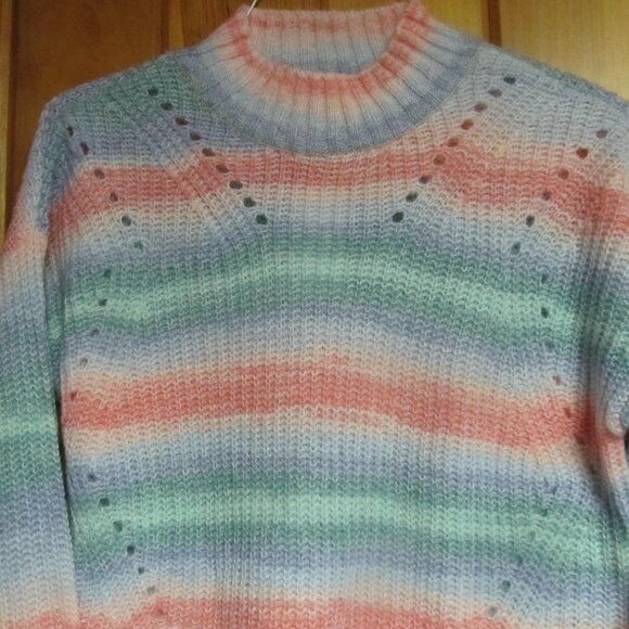 NWT Pastel Sweater sz s New Sweater size Small Crew Neck sweaters Giftable - Picture 2 of 6